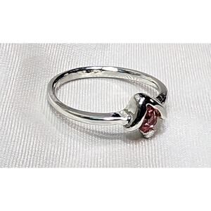 Silvertone Ring Pale‎ Pink Stone Womens Size 5 Dainty Solitaire Costume Jewelry